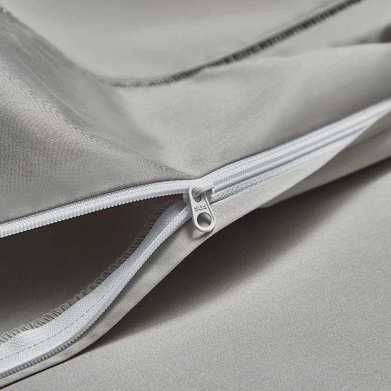 Hidden zipper closure on silver gray Egyptian cotton satin duvet cover, SILVIORA – L&B