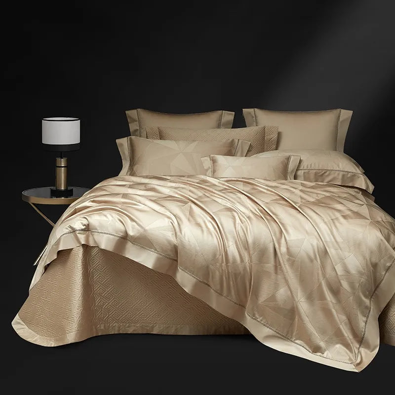 Champagne gold geometric jacquard bedding with coordinating pillow shams, LUSTRA GOLD – L&B